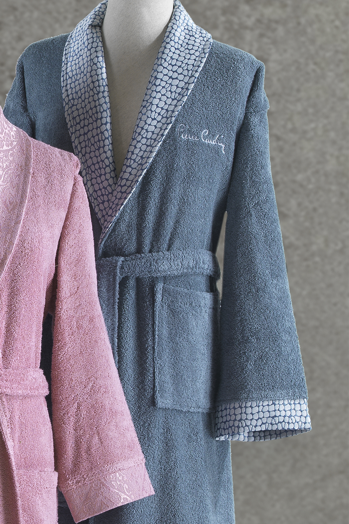 Pierre Cardin Damask Jakarlı Aile Bornoz Seti Deco Rose - İndigo