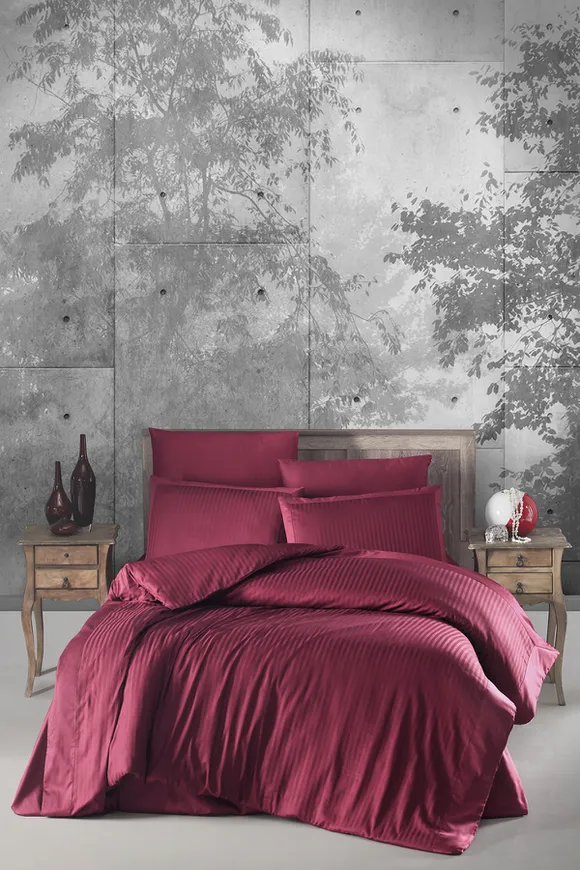 Pierre Cardin Çizgili Saten Nevresim Takımı Çift Kişilik Bordo