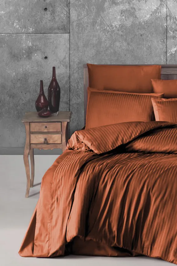 Pierre Cardin Çizgili Saten Nevresim Takımı Çift Kişilik Tarçın