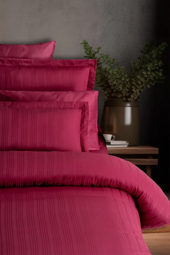 Pierre Cardin Çizgili Saten Nevresim Takımı Çift Kişilik Voyage Mürdüm 