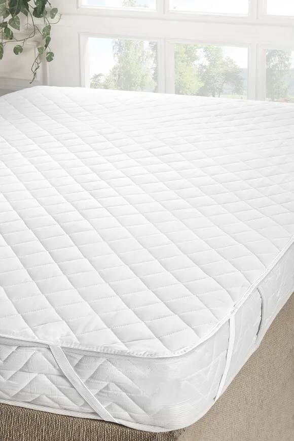 Pierre Cardin Pamuk Sıvı Geçirmez Kapitone Alez 70X140