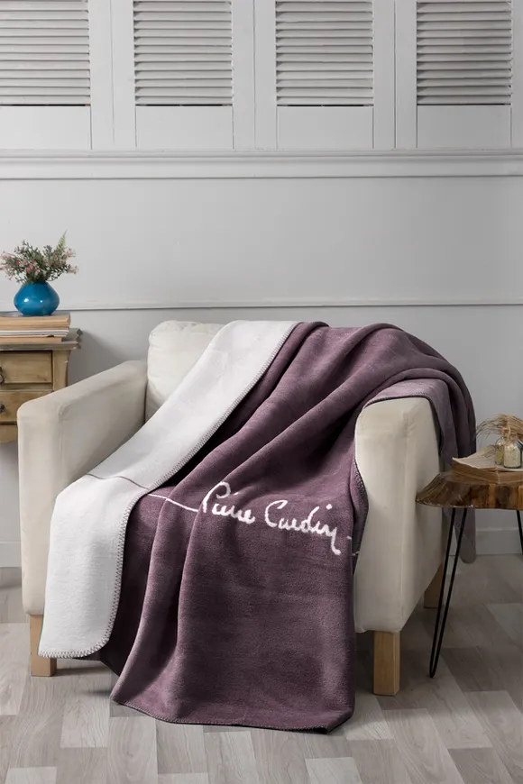 Pierre Cardin Pamuk Tv Battaniyesi Logo Mürdüm