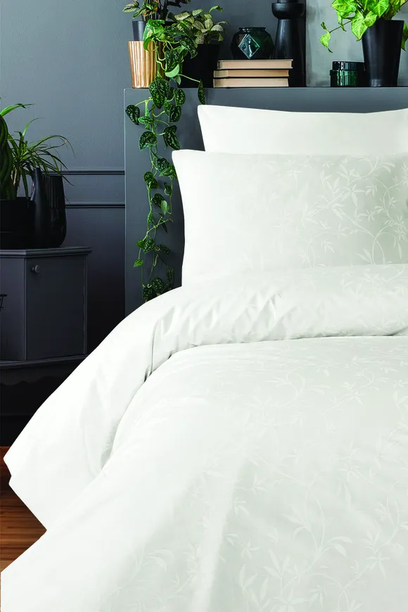 Pierre Cardin Ranforce Nevresim Takımı Çift Kişilik Ivy Beyaz