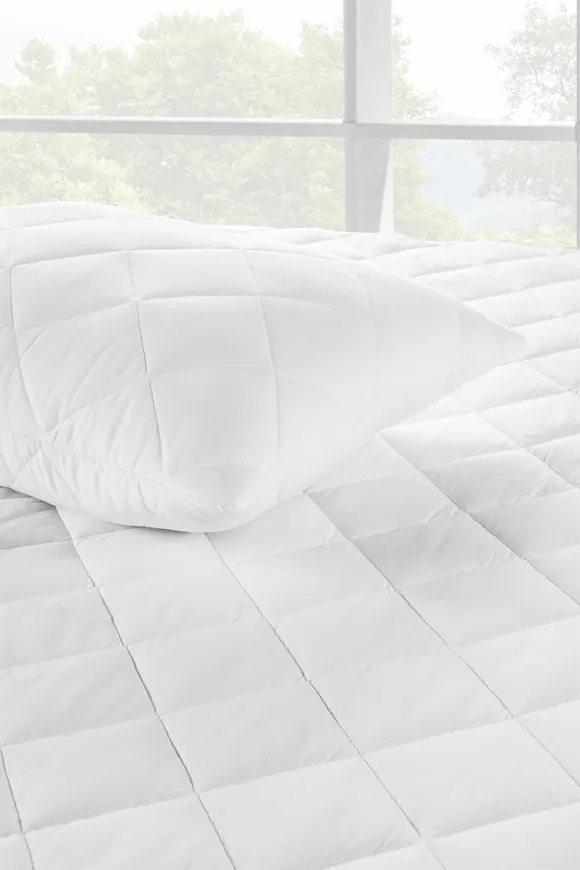 Pierre Cardin Sıvı Geçirmez Kapitone Alez 70X140
